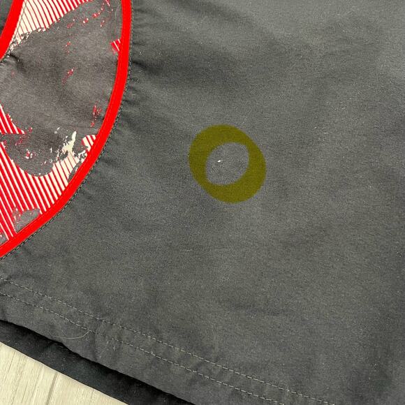 Vintage Nike Black Red White Lined Swim Board Shorts Embroidered Log XL - Picture 3 of 8